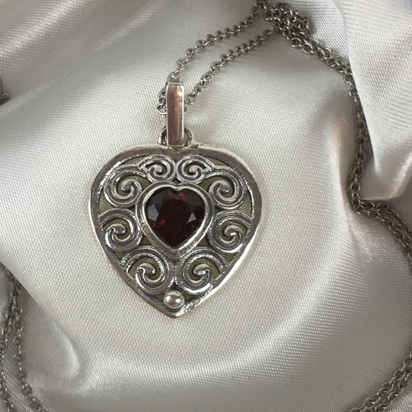♥️Genuine Garnet Heart Pendant♥️ - Picture 2 of 3